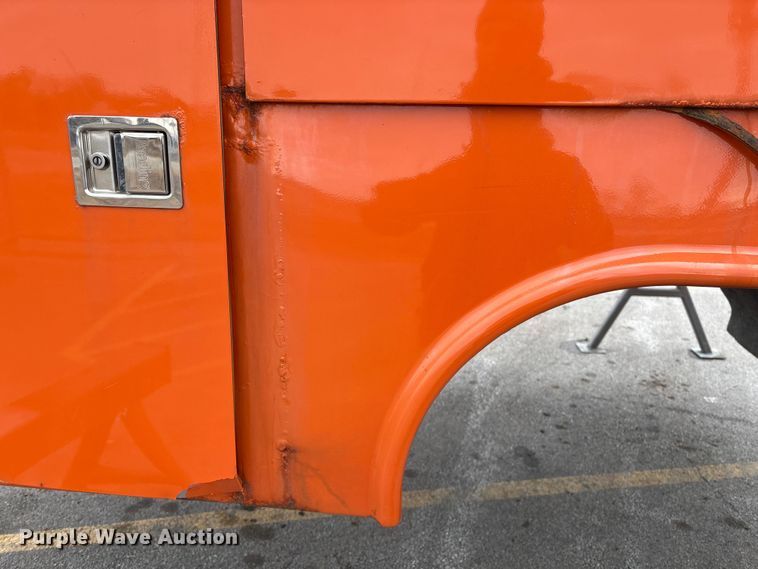 image for item FG2566 Reading UR132ADW-D utility bed