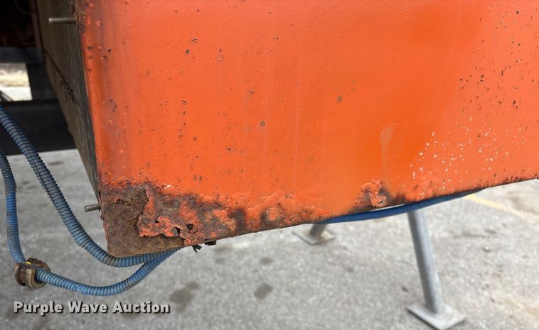 image for item FG2566 Reading UR132ADW-D utility bed