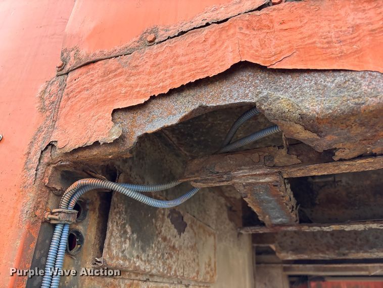 image for item FG2566 Reading UR132ADW-D utility bed