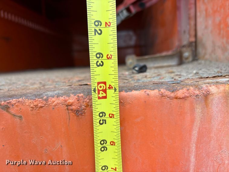 image for item FG2566 Reading UR132ADW-D utility bed