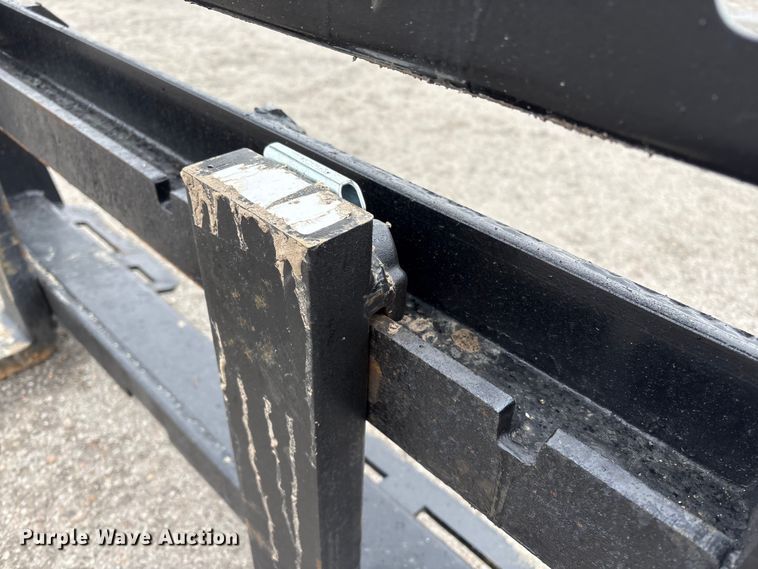 image for item FG2568 Skid steer forks