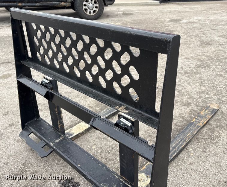 image for item FG2568 Skid steer forks