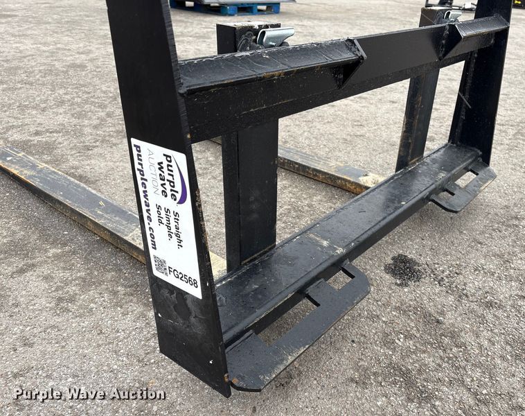image for item FG2568 Skid steer forks