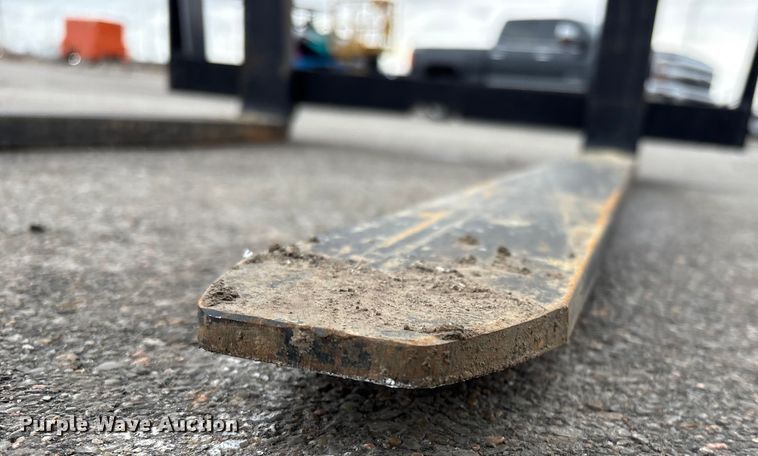 image for item FG2568 Skid steer forks