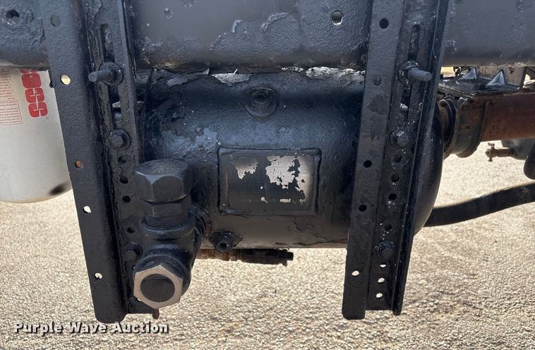 image for item FG2569 2008 Freightliner Business Class M2 semi truck