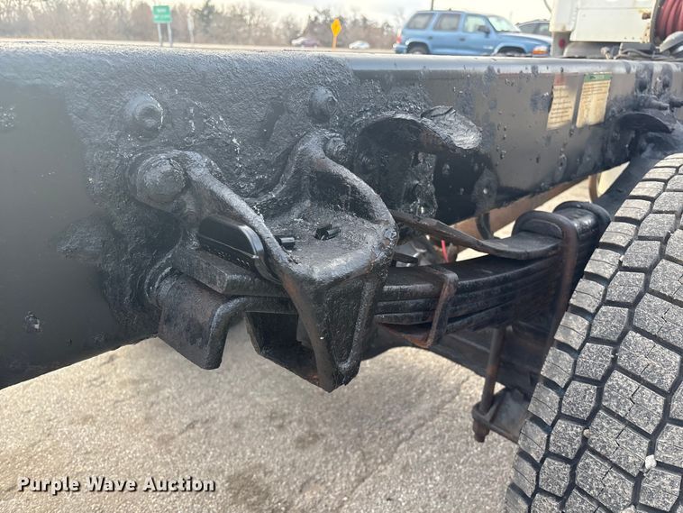 image for item FG2569 2008 Freightliner Business Class M2 semi truck