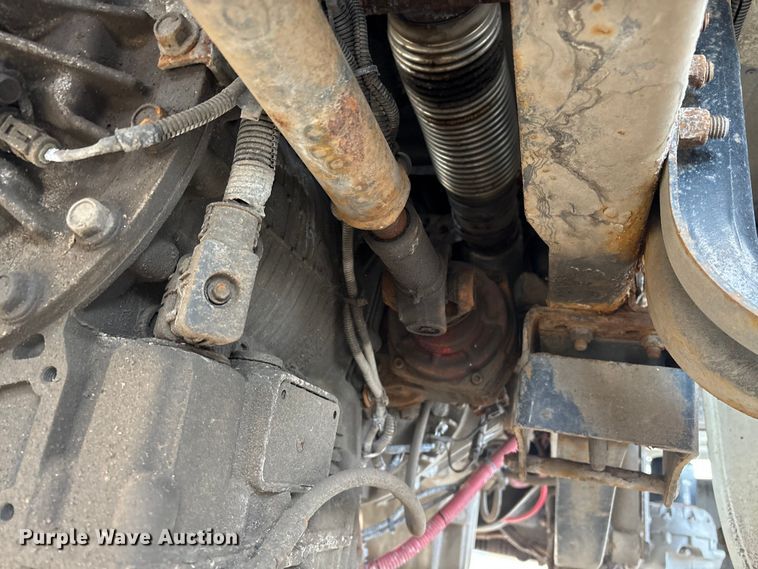 image for item FG2569 2008 Freightliner Business Class M2 semi truck