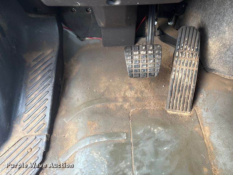 image for item FG2569 2008 Freightliner Business Class M2 semi truck