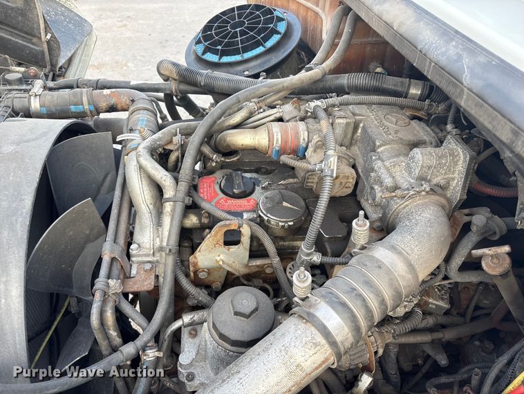 image for item FG2569 2008 Freightliner Business Class M2 semi truck