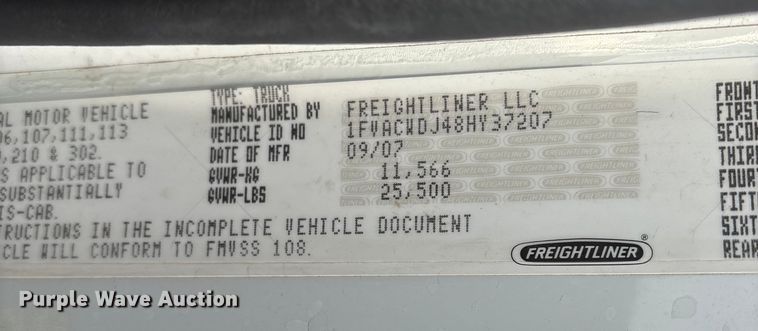 image for item FG2569 2008 Freightliner Business Class M2 semi truck