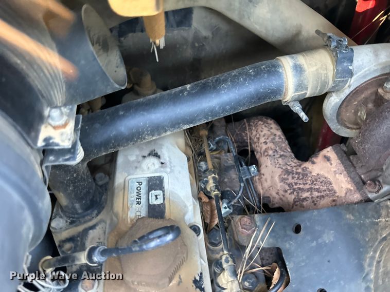 image for item FI0113 2002 John Deere 260 skid steer loader