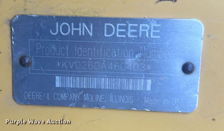 image for item FI0113 2002 John Deere 260 skid steer loader