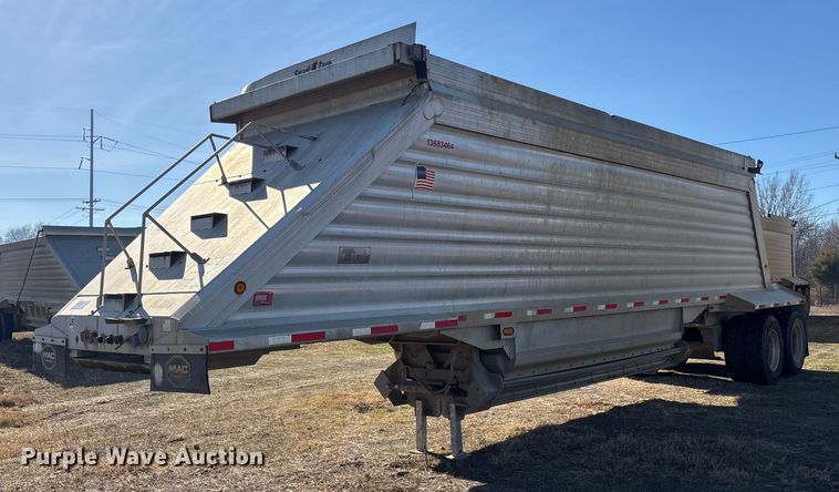 image for item FI0117 2013 Travis S/102 bottom dump trailer
