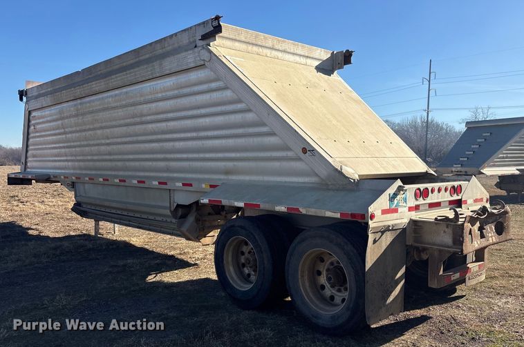 image for item FI0117 2013 Travis S/102 bottom dump trailer