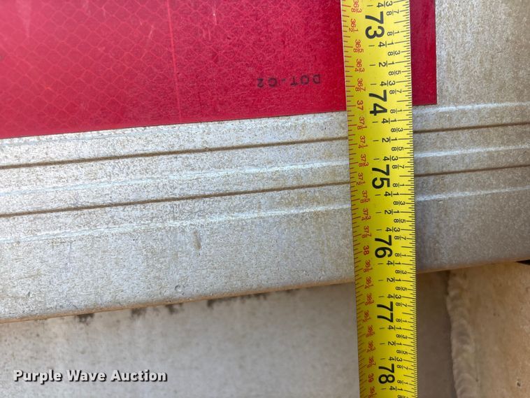 image for item FI0117 2013 Travis S/102 bottom dump trailer