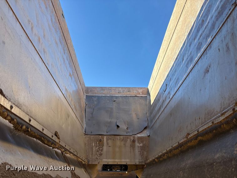 image for item FI0117 2013 Travis S/102 bottom dump trailer