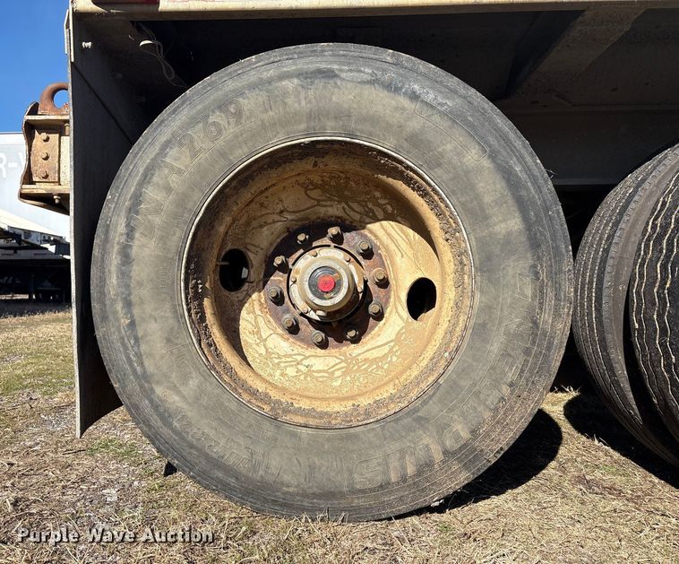 image for item FI0117 2013 Travis S/102 bottom dump trailer