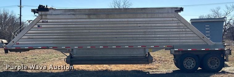 image for item FI0118 2013 Travis S/102 bottom dump trailer