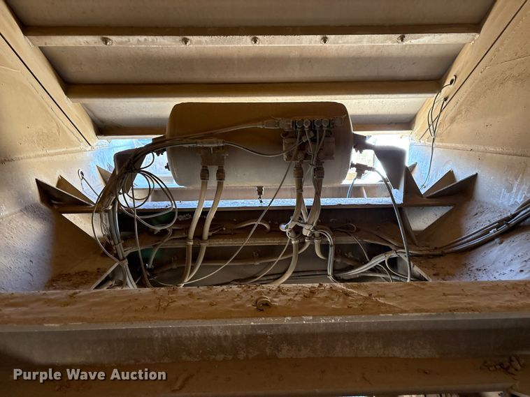 image for item FI0118 2013 Travis S/102 bottom dump trailer