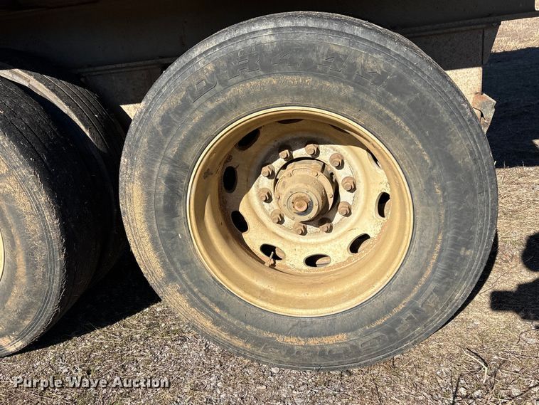 image for item FI0118 2013 Travis S/102 bottom dump trailer