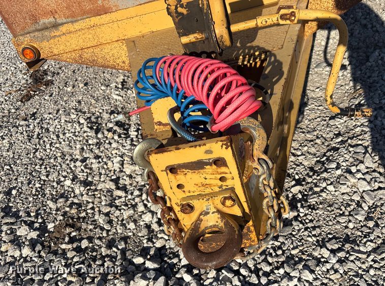 image for item FI0119 2016 Belshe DY255 equipment trailer