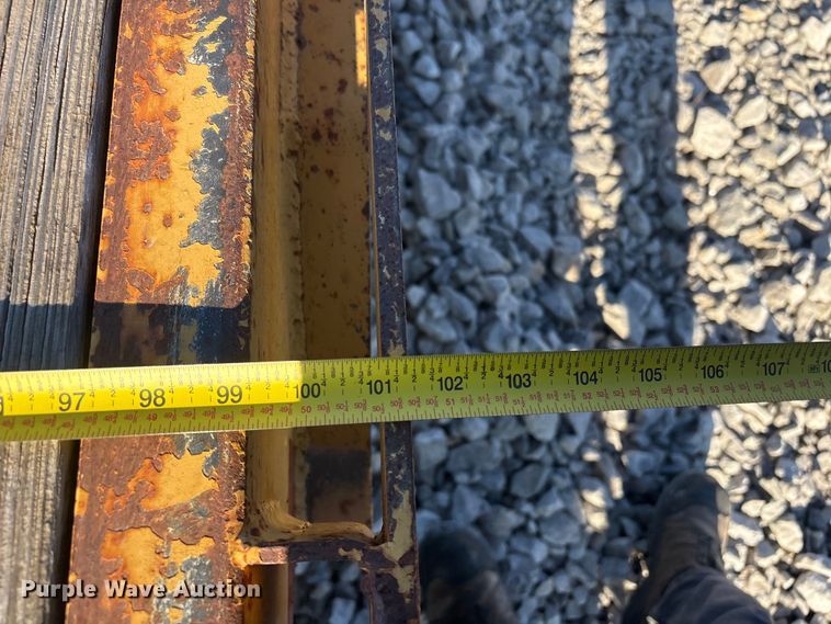 image for item FI0119 2016 Belshe DY255 equipment trailer