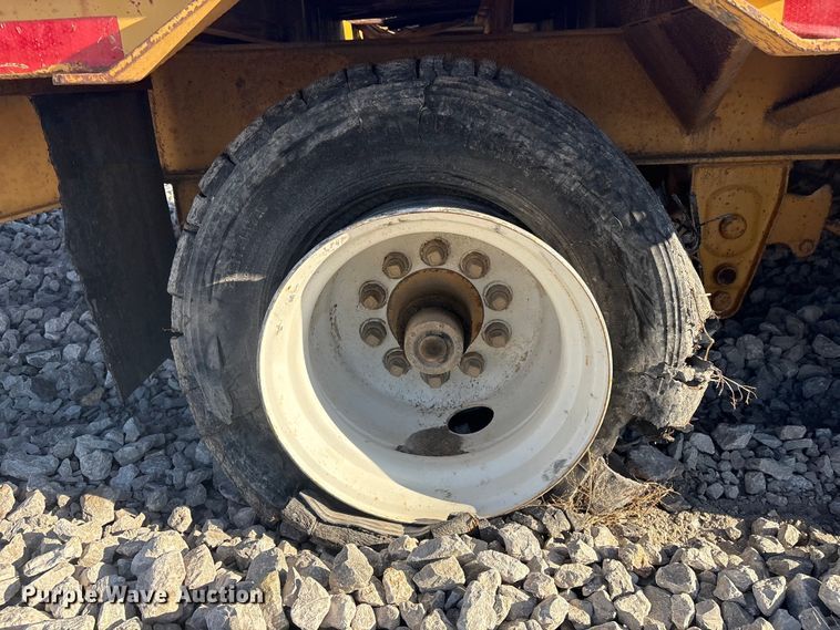 image for item FI0119 2016 Belshe DY255 equipment trailer