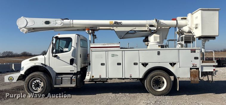 image for item FI0121 2011 Freightliner Business Class M2 Bucket Truck