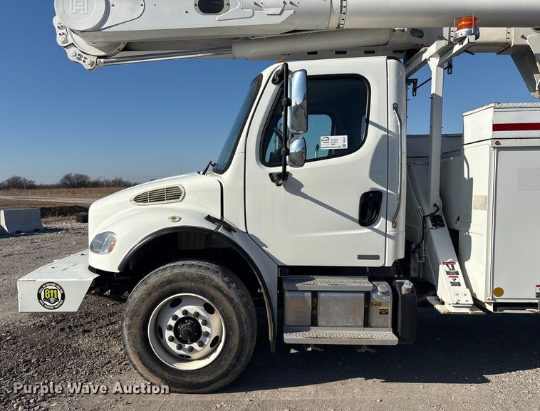 image for item FI0121 2011 Freightliner Business Class M2 Bucket Truck