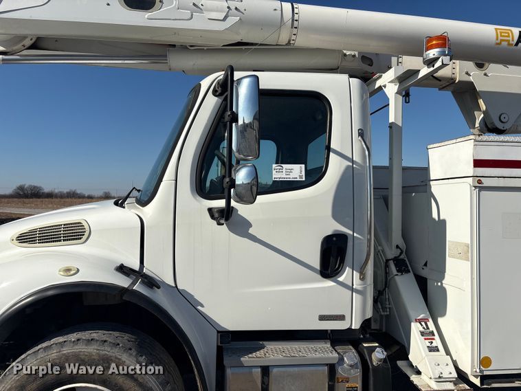 image for item FI0121 2011 Freightliner Business Class M2 Bucket Truck