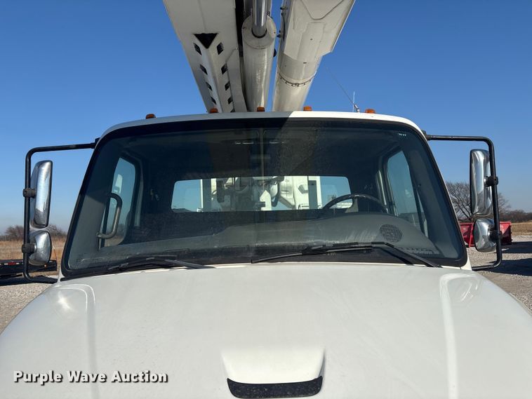 image for item FI0121 2011 Freightliner Business Class M2 Bucket Truck