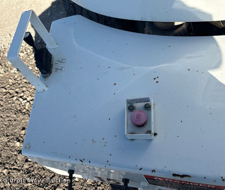 image for item FI0121 2011 Freightliner Business Class M2 Bucket Truck