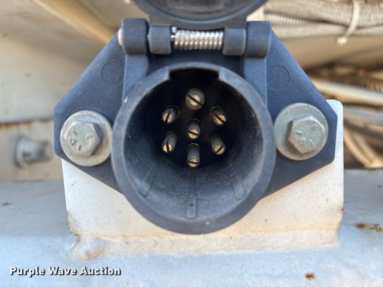 image for item FI0121 2011 Freightliner Business Class M2 Bucket Truck