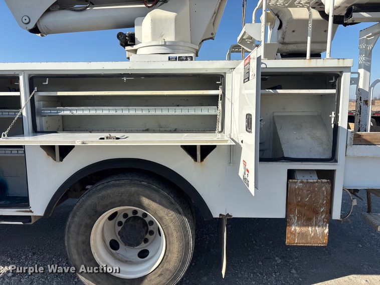 image for item FI0121 2011 Freightliner Business Class M2 Bucket Truck