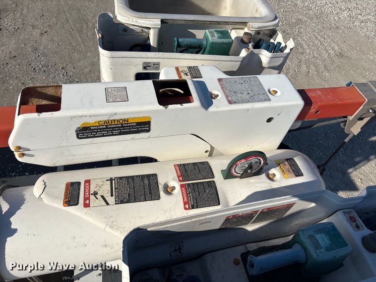 image for item FI0121 2011 Freightliner Business Class M2 Bucket Truck