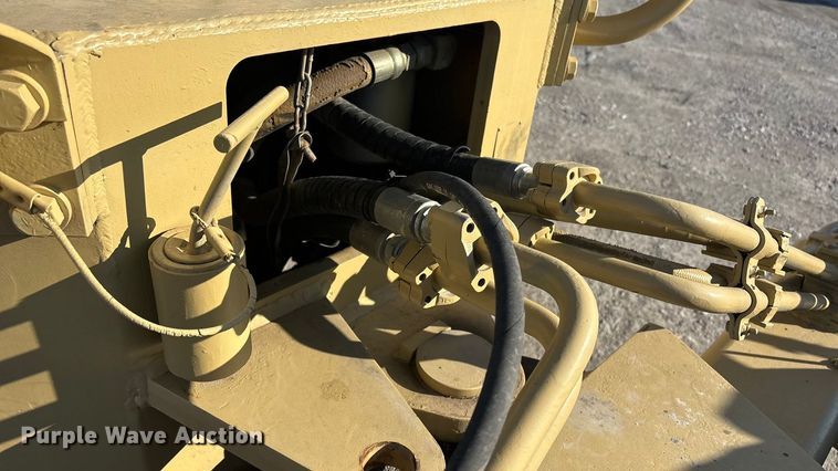 image for item FI0122 Ingersoll Rand SPF-48 Single Drum Roller