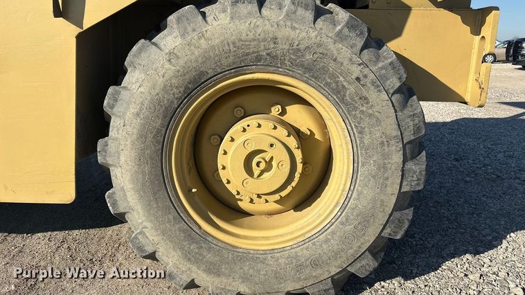 image for item FI0122 Ingersoll Rand SPF-48 Single Drum Roller