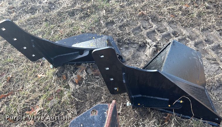 image for item FI0124 Virnig TDM V70 skid steer brush mower