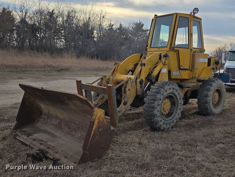 image for item FI0744 1970 Caterpillar 920 wheel loader