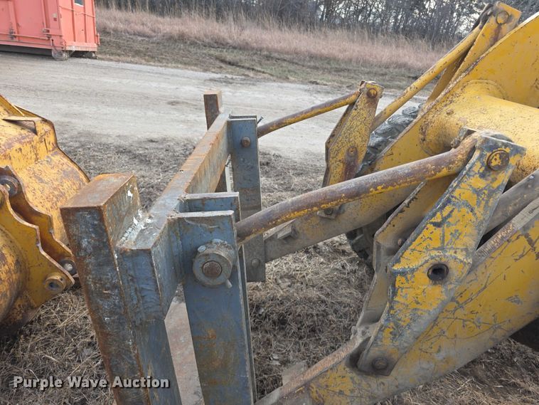 image for item FI0744 1970 Caterpillar 920 wheel loader