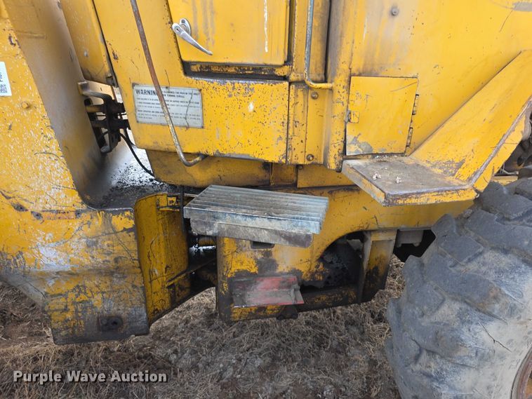 image for item FI0744 1970 Caterpillar 920 wheel loader