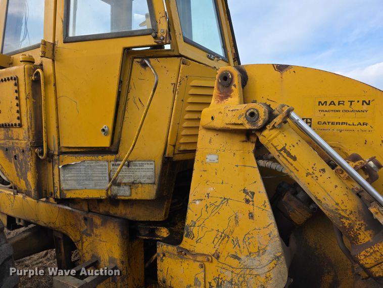 image for item FI0744 1970 Caterpillar 920 wheel loader
