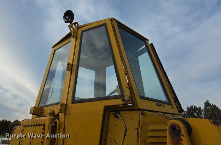 image for item FI0744 1970 Caterpillar 920 wheel loader