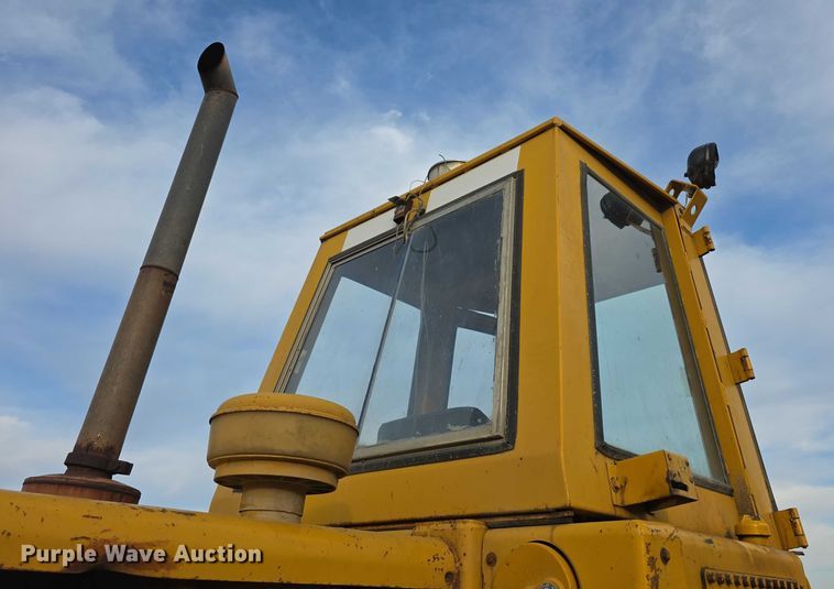 image for item FI0744 1970 Caterpillar 920 wheel loader