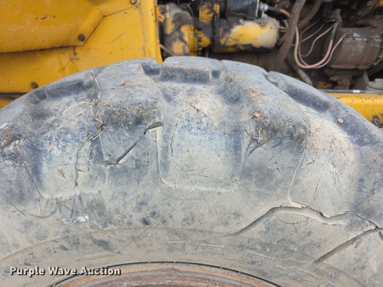 image for item FI0744 1970 Caterpillar 920 wheel loader