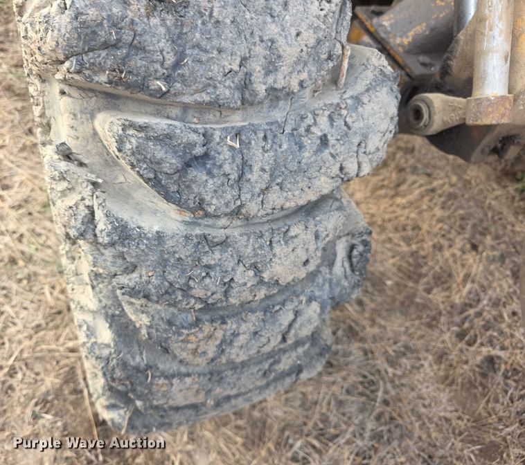 image for item FI0744 1970 Caterpillar 920 wheel loader
