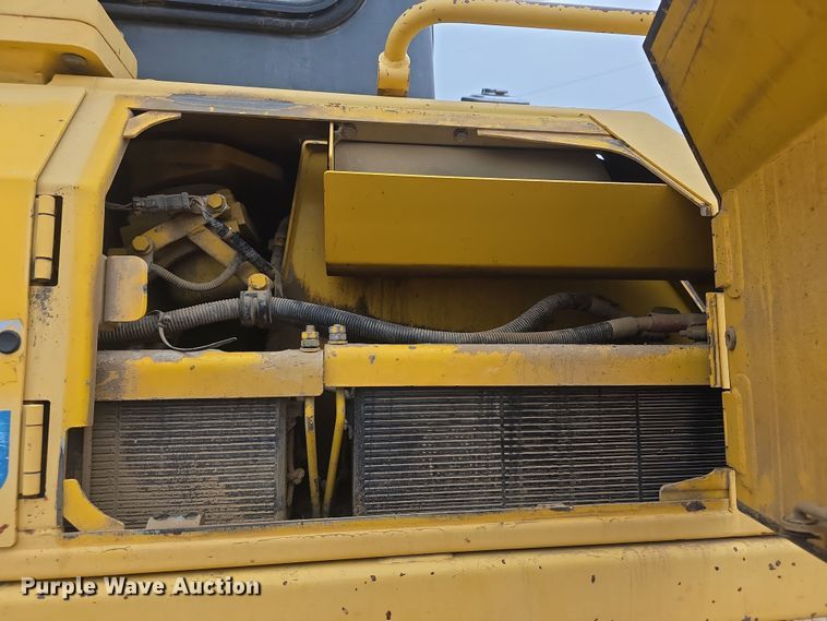image for item FI0746 Komatsu D61EX dozer