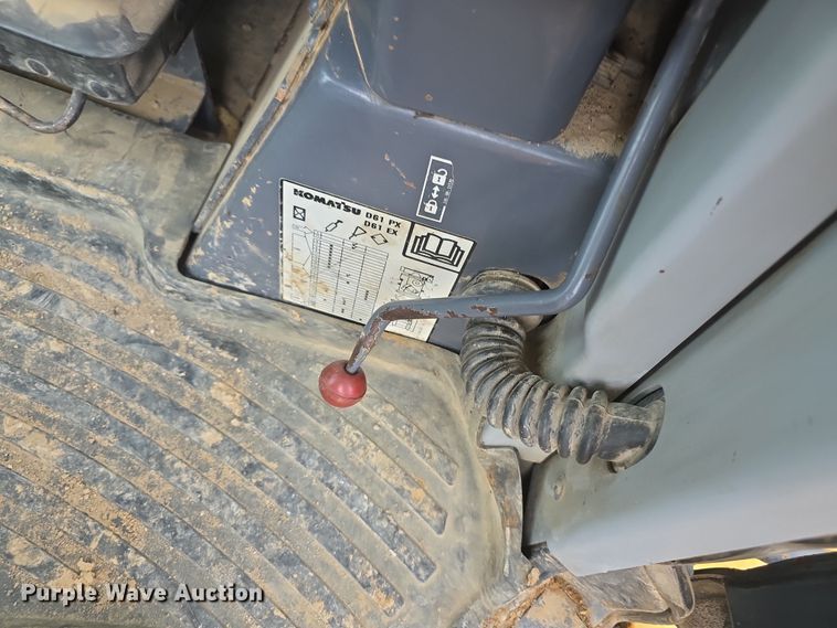 image for item FI0746 Komatsu D61EX dozer