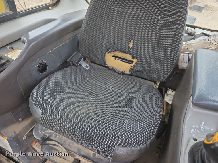 image for item FI0746 Komatsu D61EX dozer