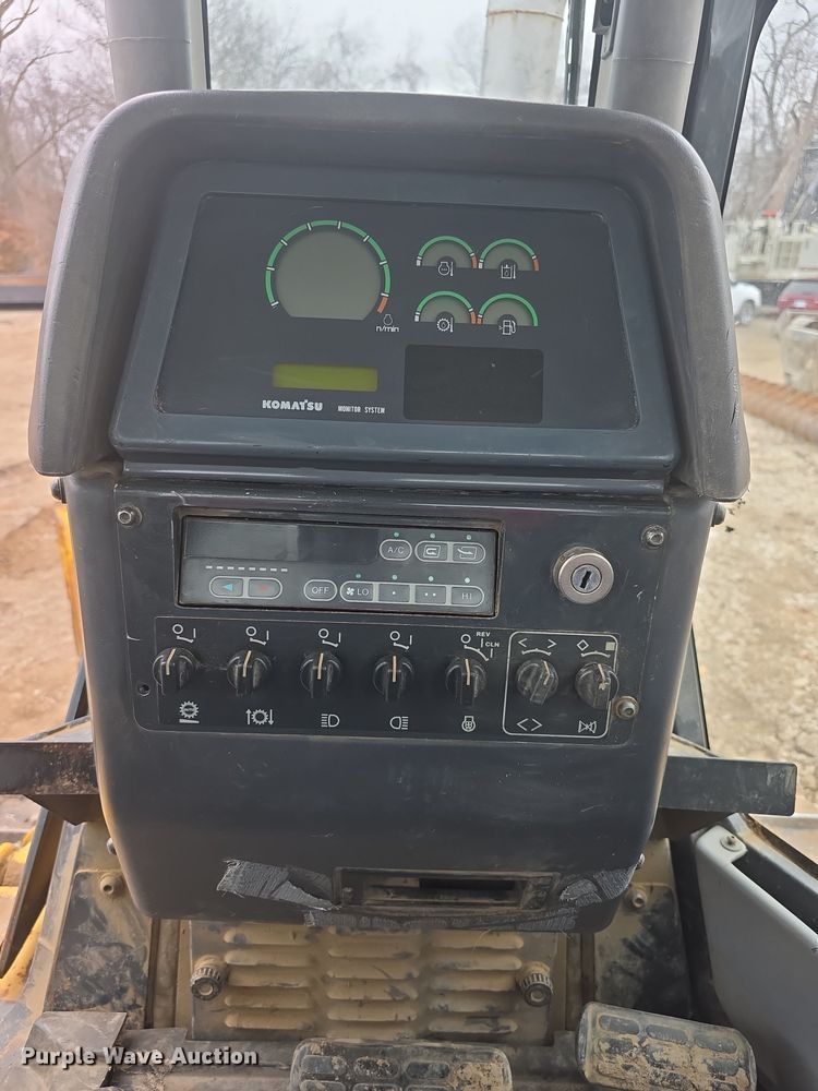 image for item FI0746 Komatsu D61EX dozer